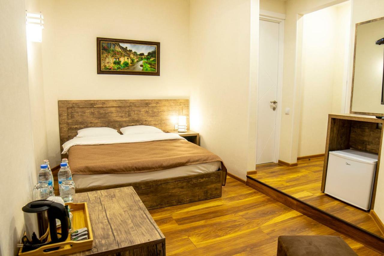 Irmisa Hotel ティビリシ エクステリア 写真